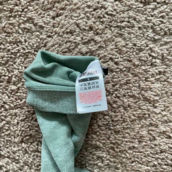 Gymshark set - Picture 4 of 5